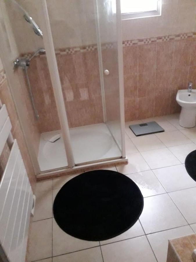 מונטיניאק Chez Papi A Lascaux מראה חיצוני תמונה